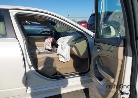 2013 Cadillac Cts Luxury из США, поврежденный, VIN 1G6DE5E55D0158377